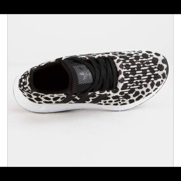Adidas Swift Run Leopard/Cheetah Shoes - Picture 3 of 7
